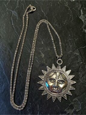 Silver Sun Pendant Necklace 27.5” popcorn chain